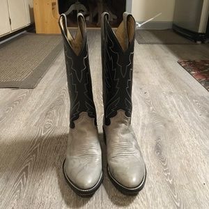 Stylish Black and Gray Heeled Boots